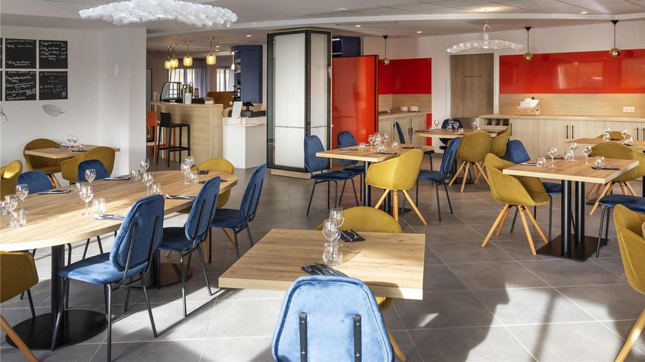 Ibis Styles Fougeres Restaurant