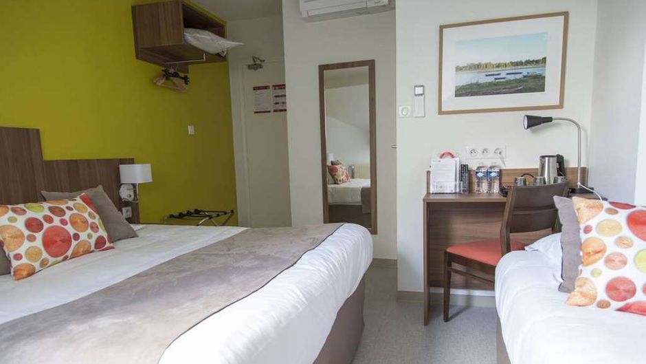 Logis Hotel Chaptal Room
