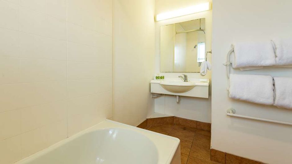 Heartland Ambassador Hotel Hamilton Room