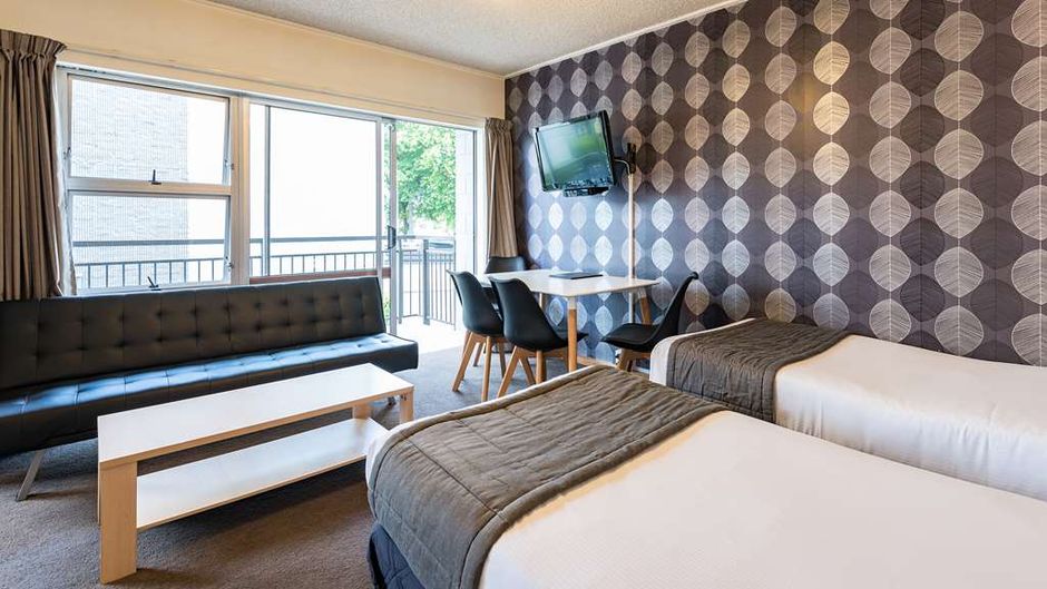 Heartland Ambassador Hotel Hamilton Room