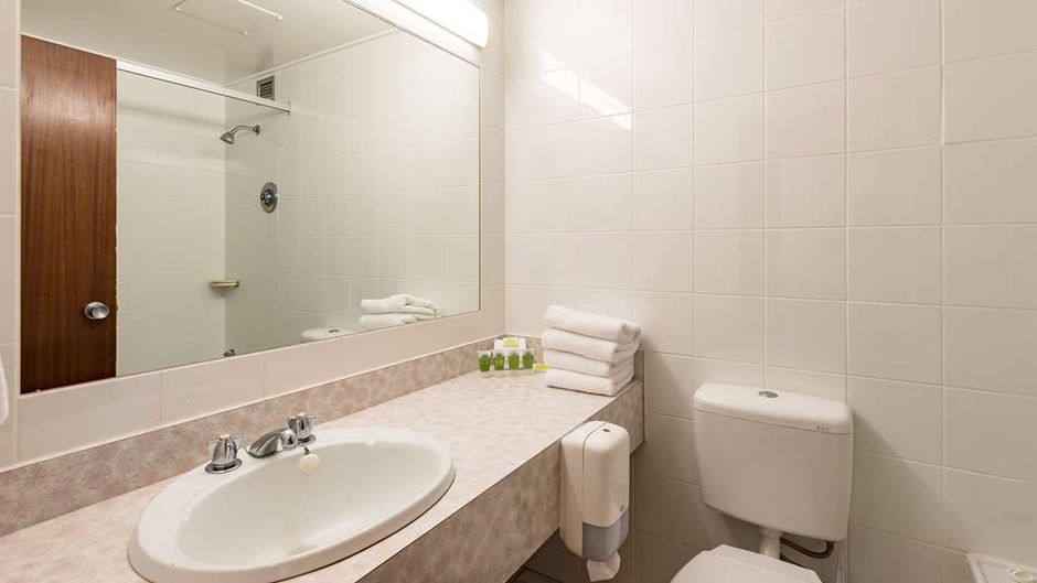 Heartland Ambassador Hotel Hamilton Room
