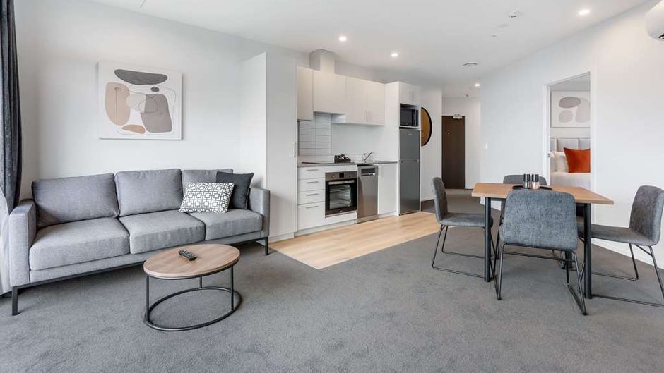 Ramada by Wyndham Newmarket Room
