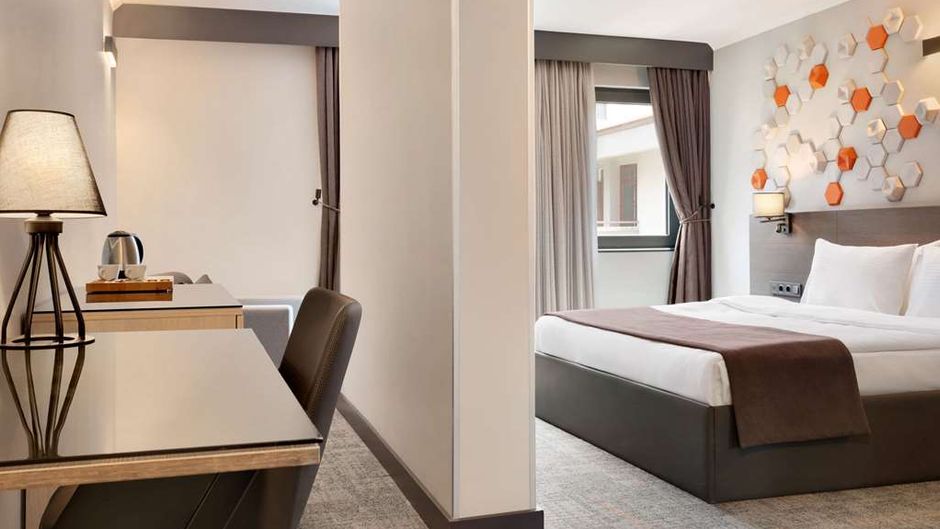 Days Hotel by Wyndham Cankaya Room