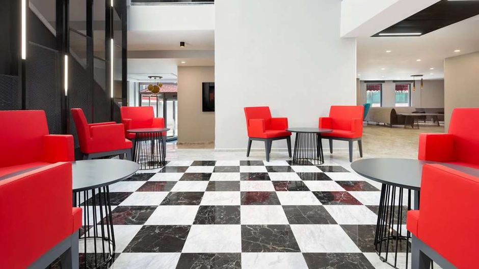 Days Hotel by Wyndham Cankaya Lobby