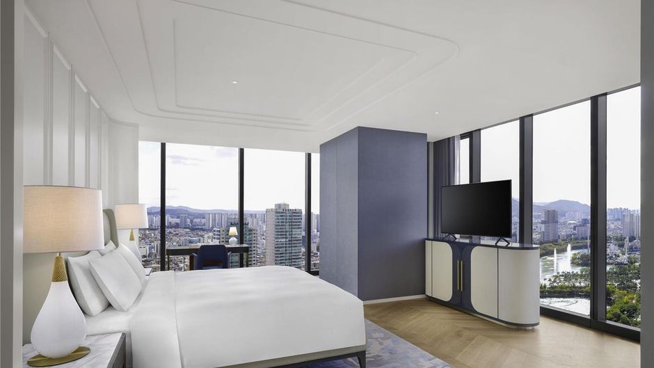 Sofitel Ambassador Seoul Suite