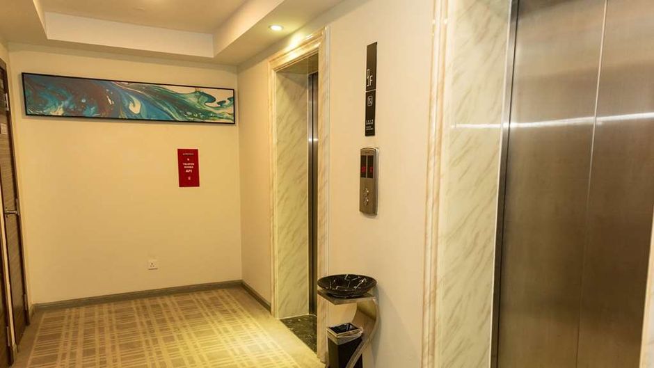 Ramada Encore by Wyndham Chinatown Lobby