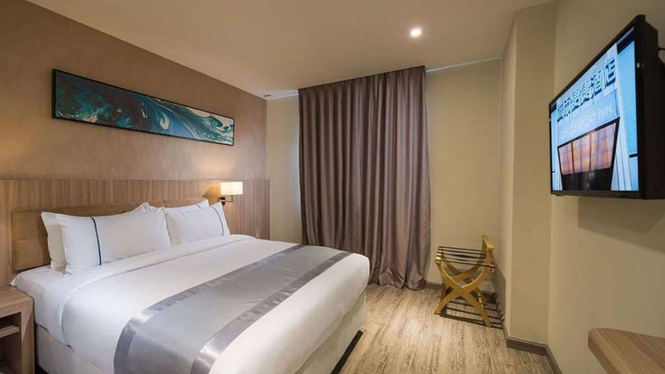 Ramada Encore by Wyndham Chinatown Room