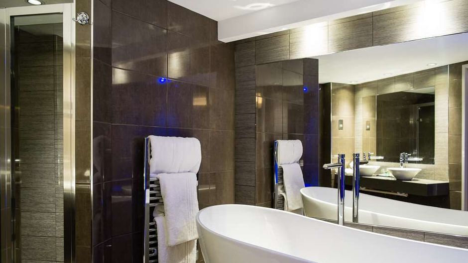 Lea Marston Hotel Suite