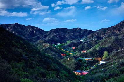 Commune by The Great Wall