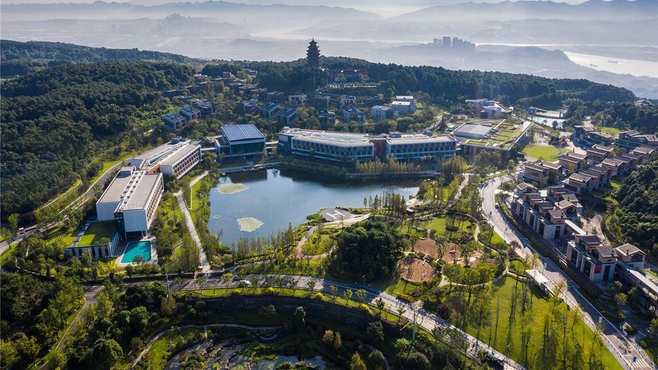 Melia Chongqing Exterior
