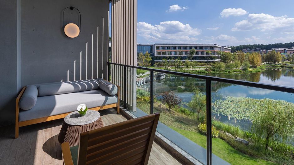 Melia Chongqing Room