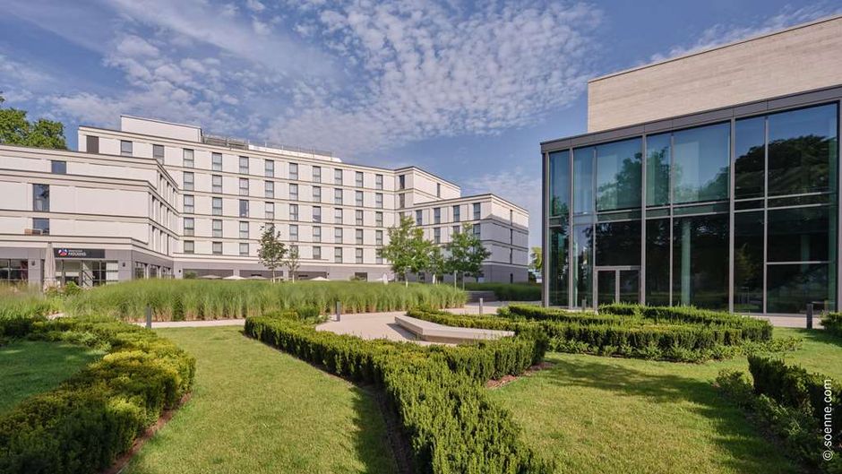 Dorint Parkhotel Frankfurt/Bad Vilbel Exterior