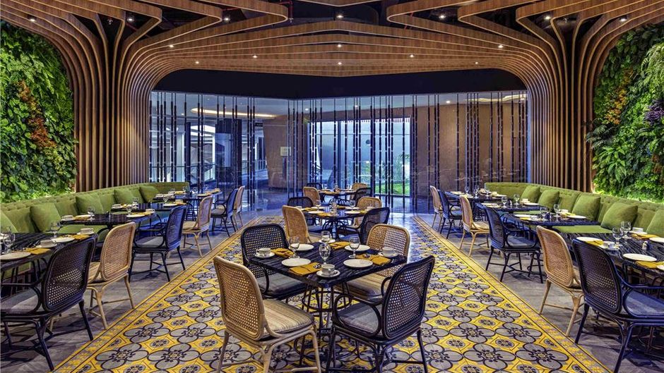 Grand Mercure Malang Exterior