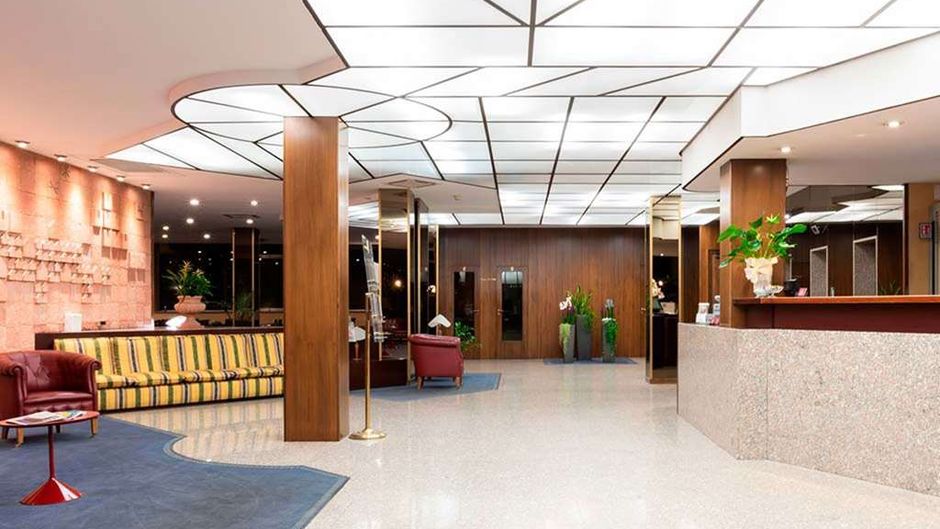 SHG Hotel Bologna Lobby
