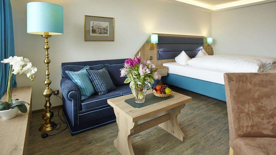 Hotel Schloss Berg Room