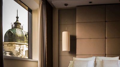 Belgrade Art Hotel, Radisson Individuals