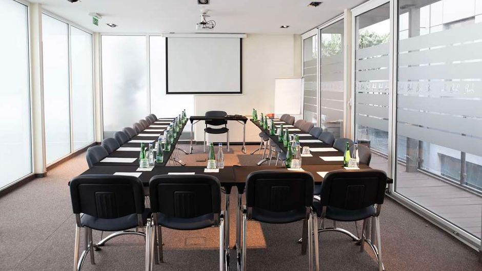 Belgrade Art Hotel, Radisson Individuals Meeting
