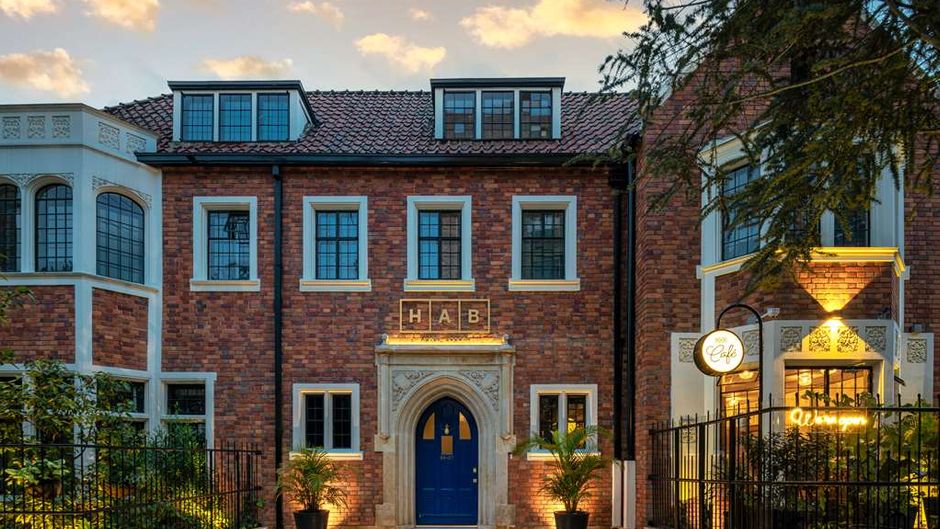 HAB Hotel Exterior