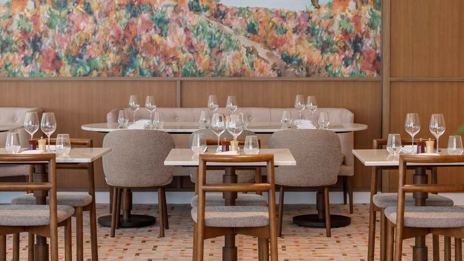 Amora Hotel Brisbane Restaurant
