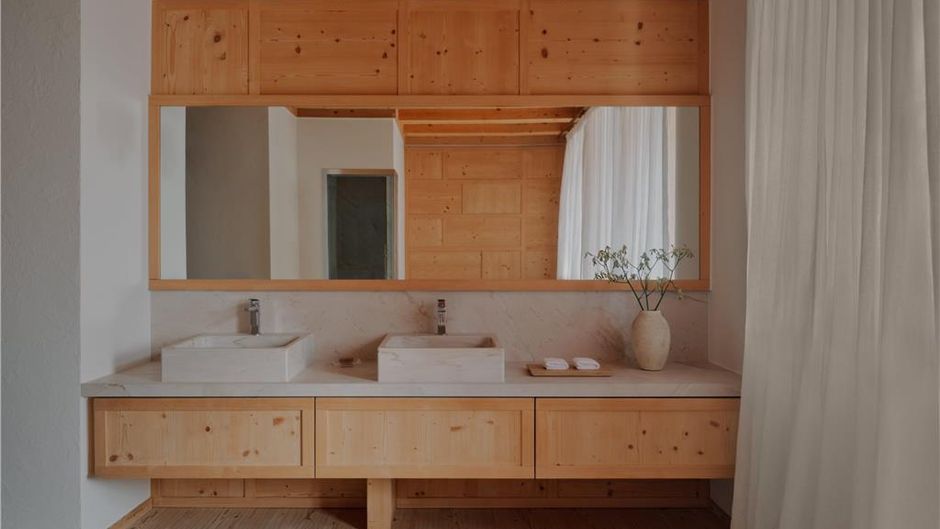 Aman Rosa Alpina Room