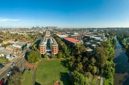 Amora Hotel Riverwalk Melbourne