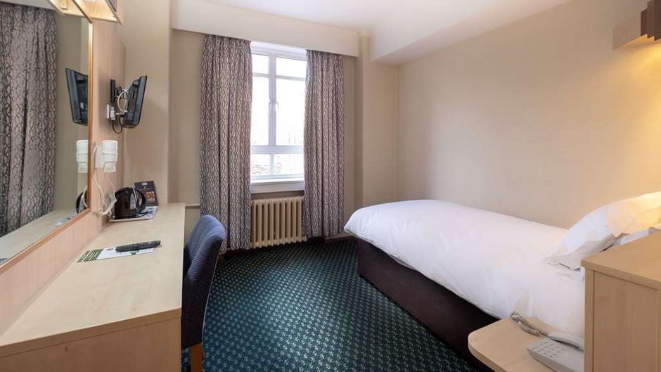 Tavistock Hotel Room