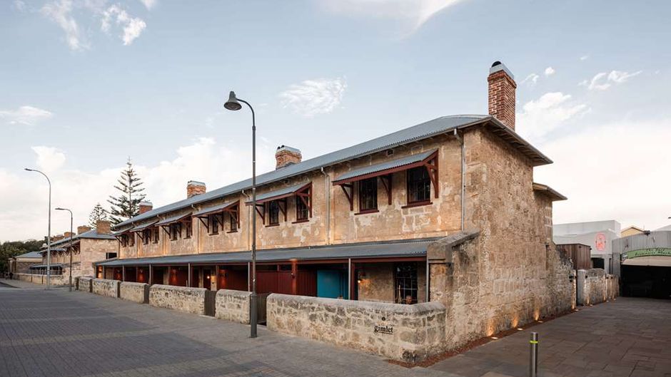 Warders Hotel Exterior