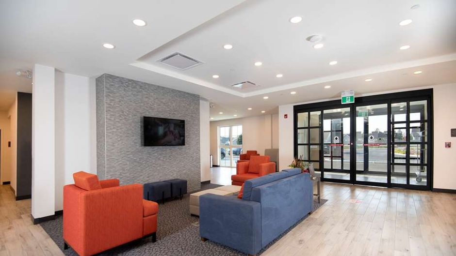 Comfort Inn and Suites Carleton Place Lobby
