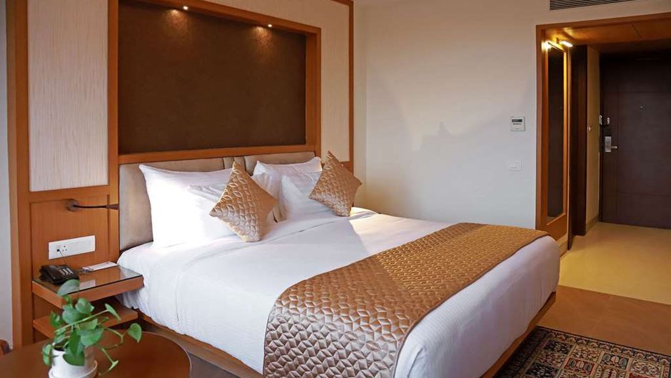 Clarion Inn Indore Room