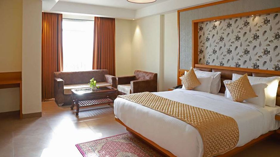 Clarion Inn Indore Room