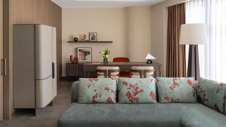 Conrad Urumqi Hotel Room