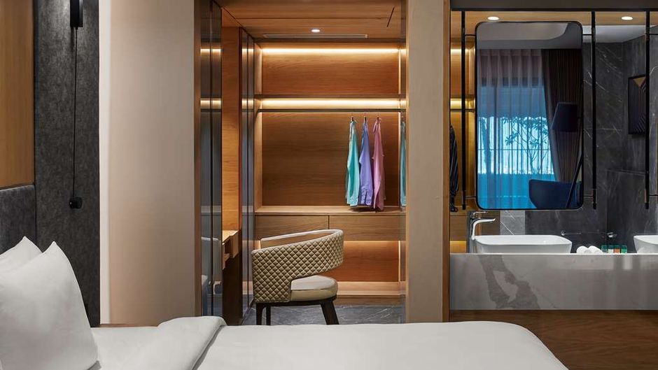 Hyatt Place Vadodara Suite