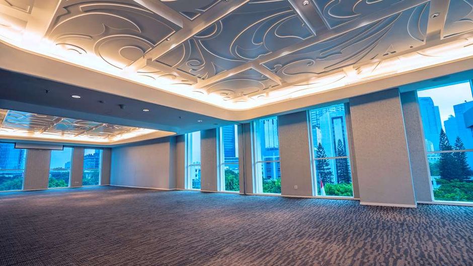 JS Luwansa Hotel & Convention Center Meeting