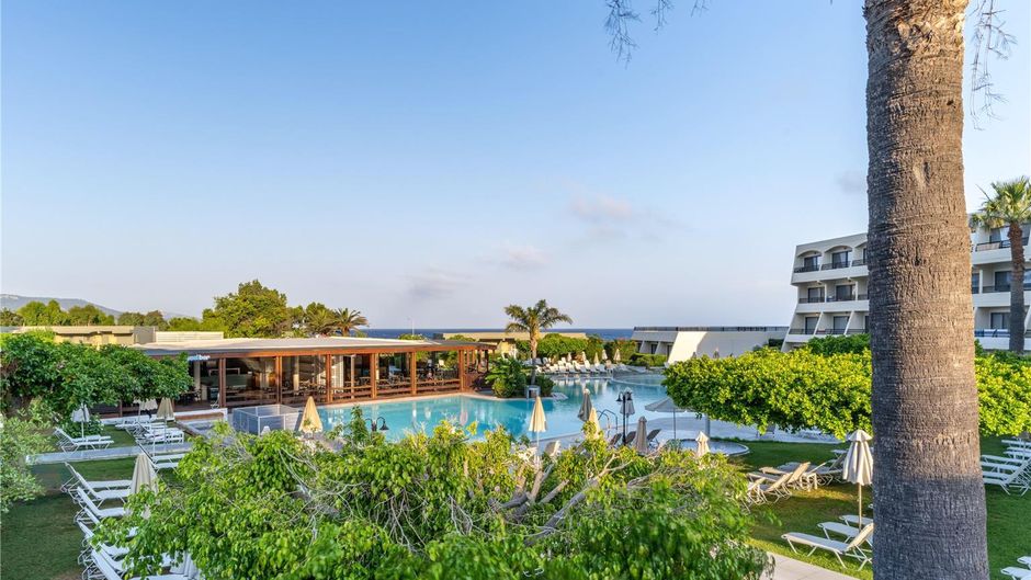 Sol Cosmopolitan Rhodes Exterior