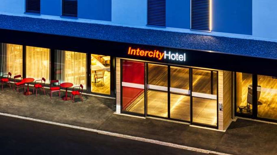 IntercityHotel Zurich Airport Exterior
