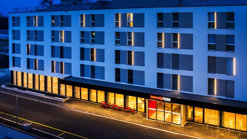 IntercityHotel Zurich Airport Exterior