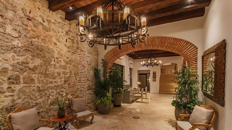 Hotel Capellan de Getsemani Lobby