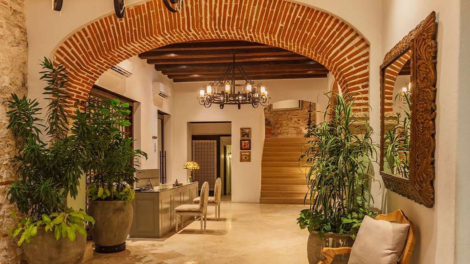 Hotel Capellan de Getsemani Lobby