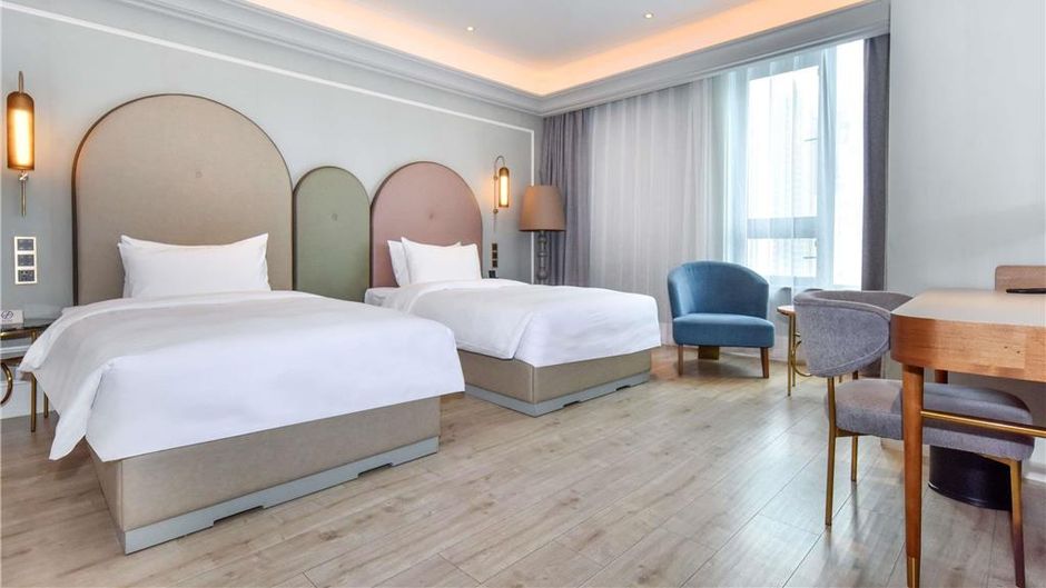 Mercure Wuhan Optics Valley Room