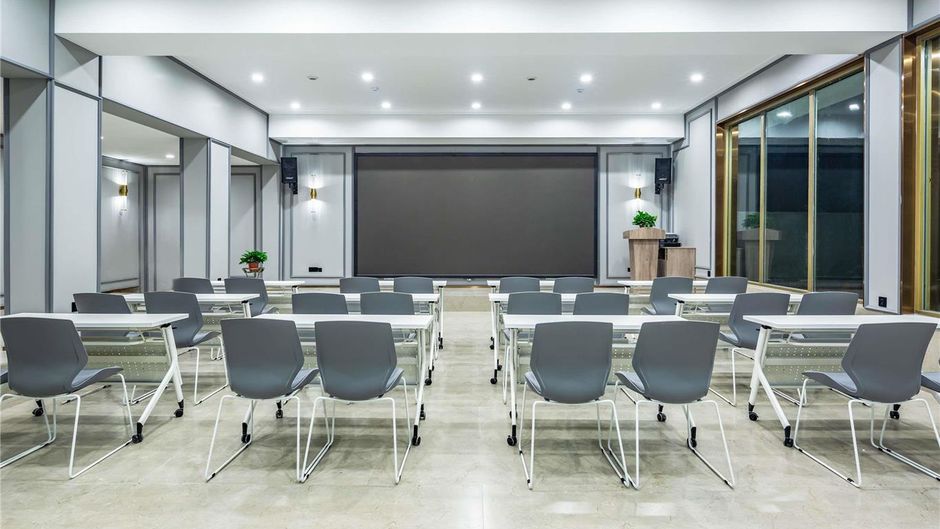 Mercure Qingdao Zhanqiao Meeting
