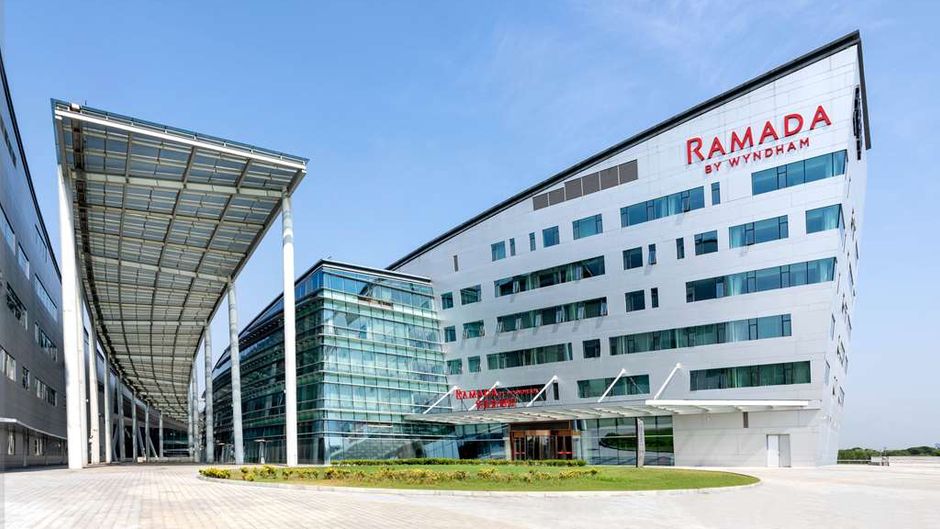 Ramada by Wyndham Huzhou Wuxing Exterior