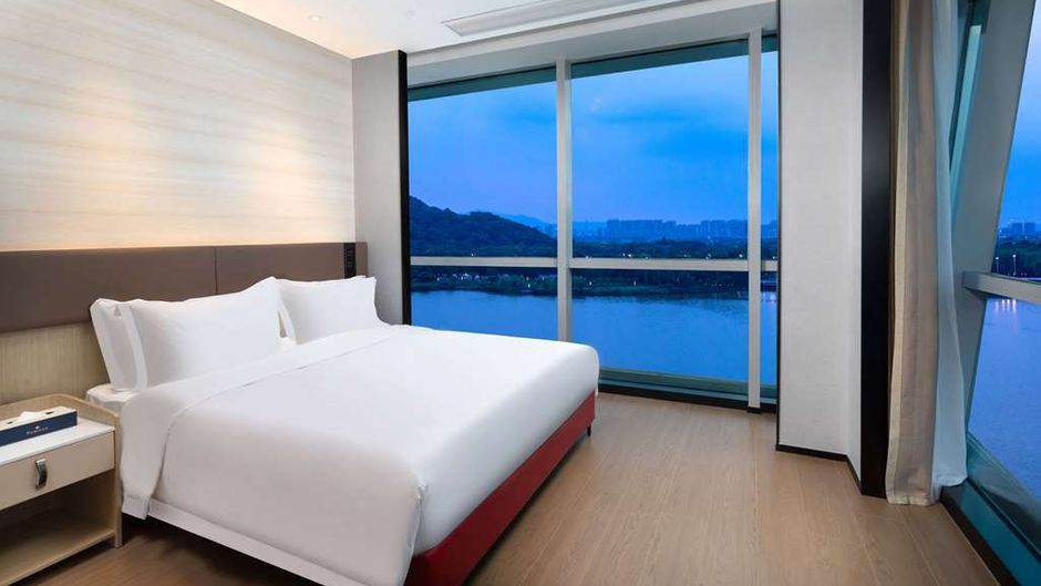 Ramada by Wyndham Huzhou Wuxing Room