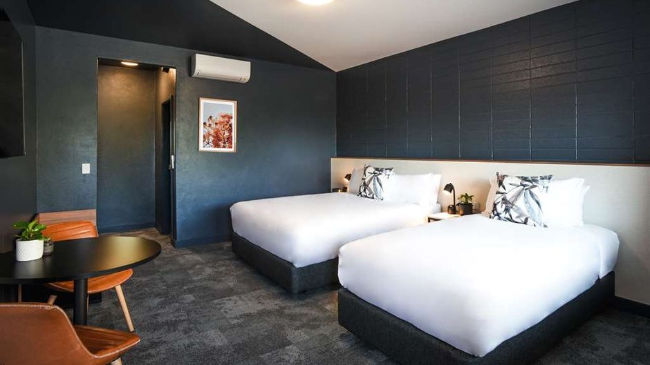HotelMOTEL Room