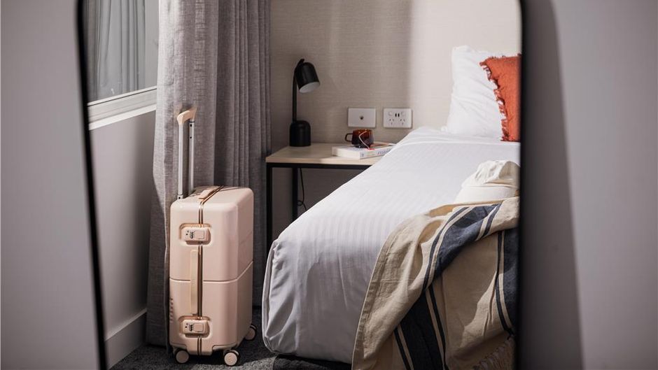 HotelMOTEL Room