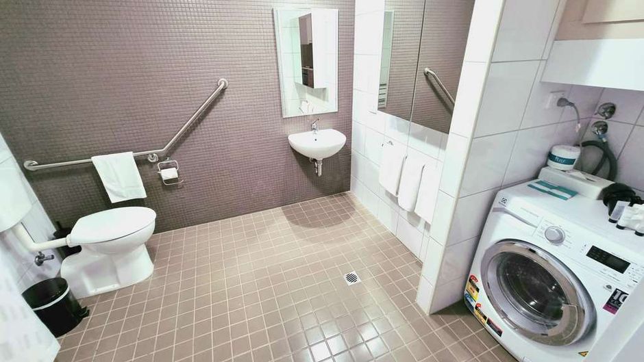 Hudson Parap Room