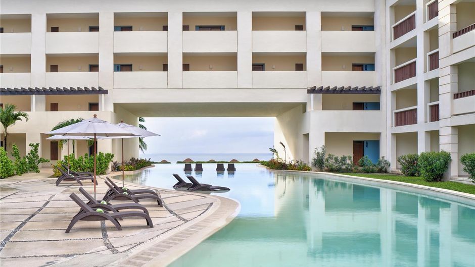 Dreams Puerto Morelos Resort and Spa Pool