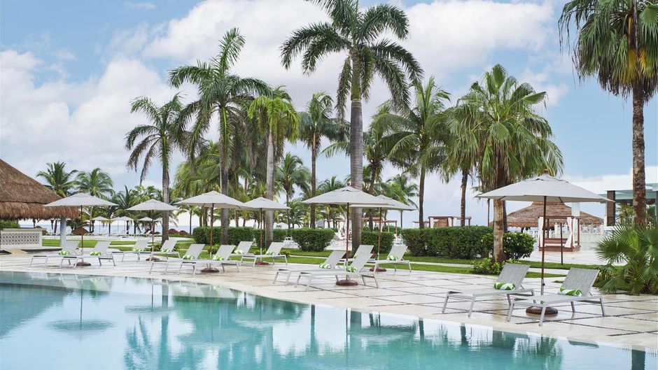 Dreams Puerto Morelos Resort and Spa Pool