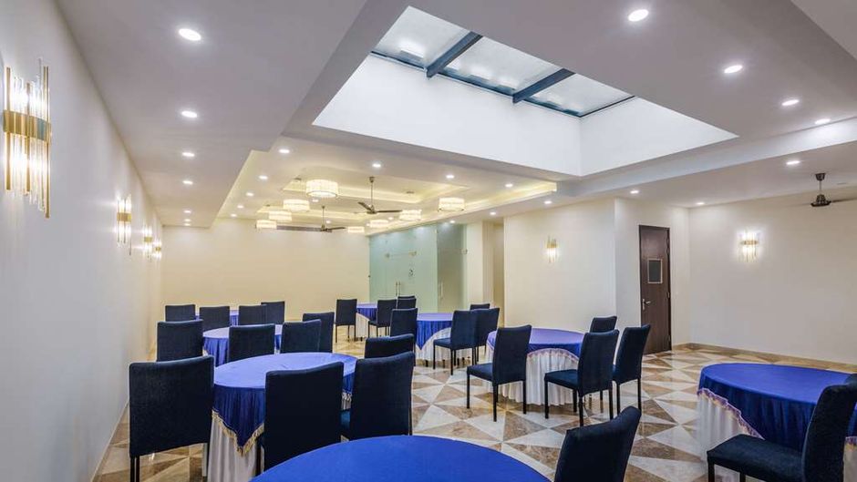 Comfort Inn Dhaliwals Gurgaon Meeting