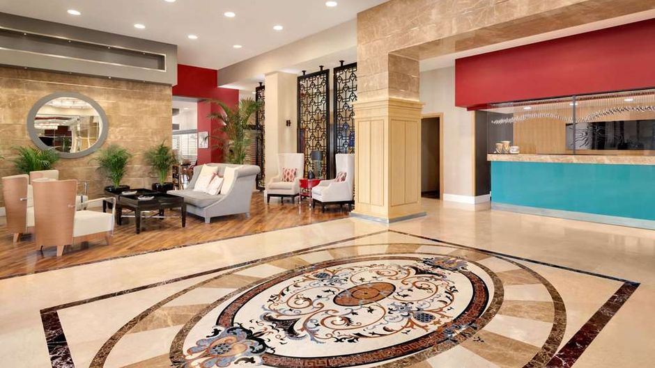 Ramada Plaza by Wyndham Eskisehir Lobby