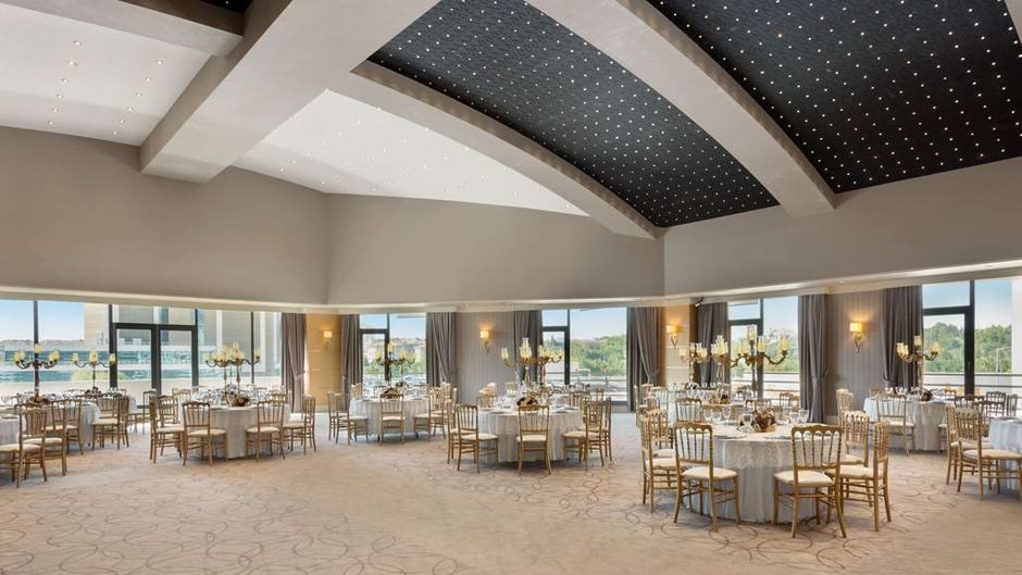 Ramada Plaza by Wyndham Eskisehir Ballroom